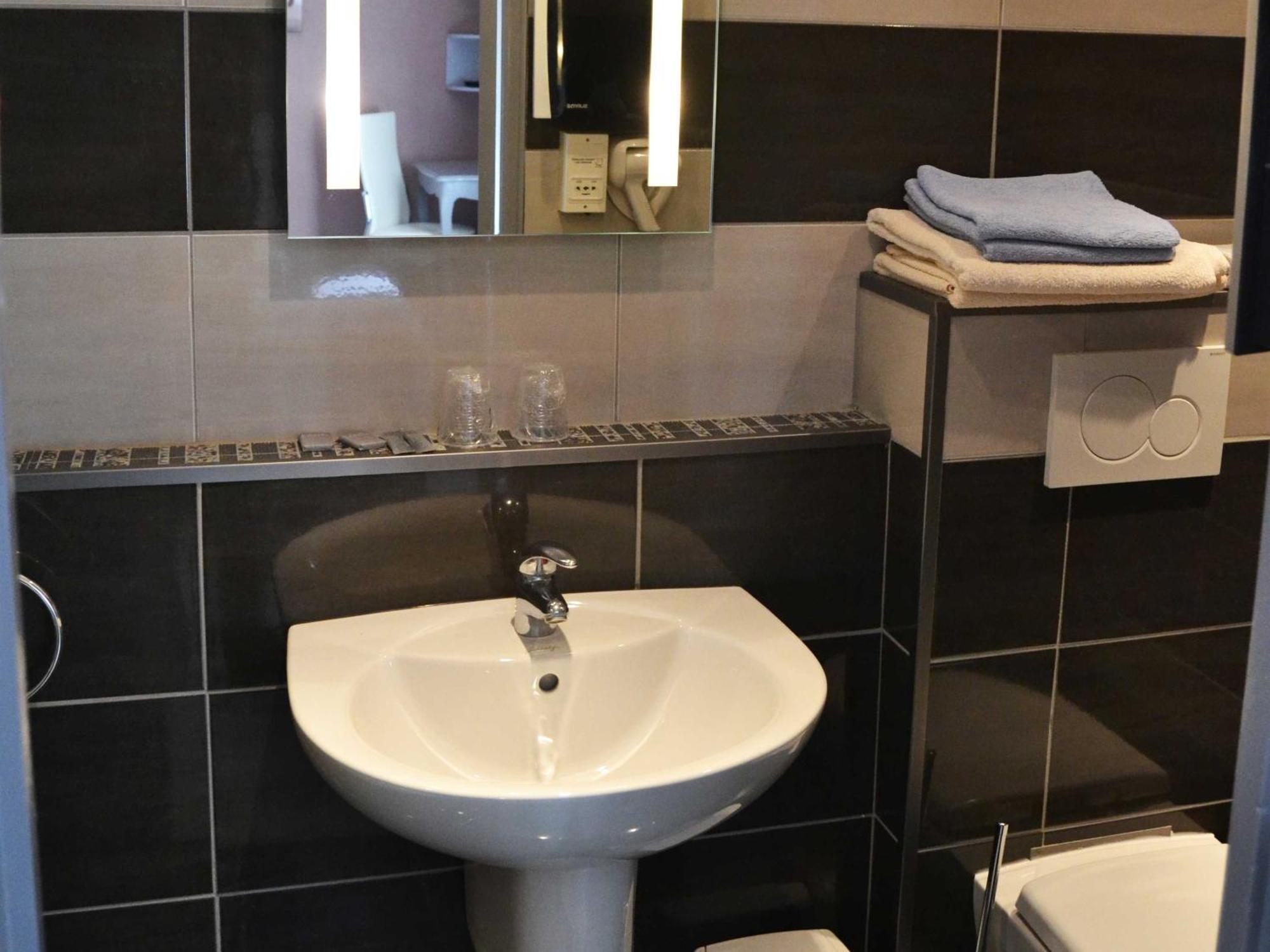 Hotel Le Dauphin Bleu 3*