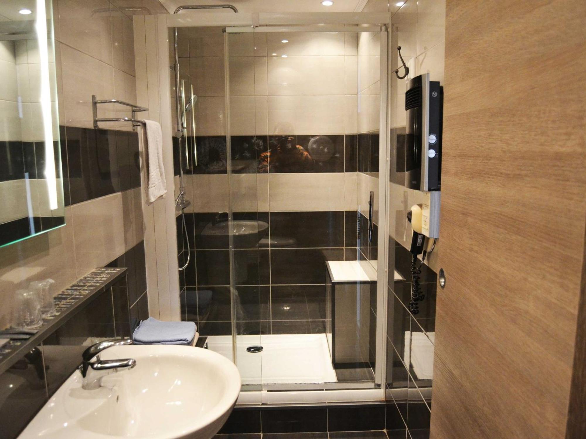 Le Dauphin Bleu Hotel 3*