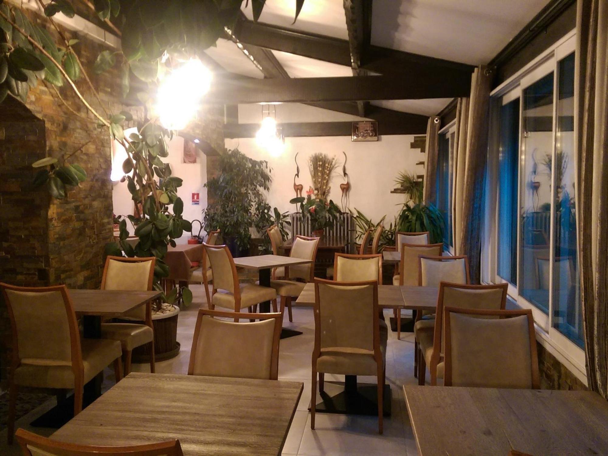 Hotel Le Dauphin Bleu Saintes-Maries-de-La-Mer