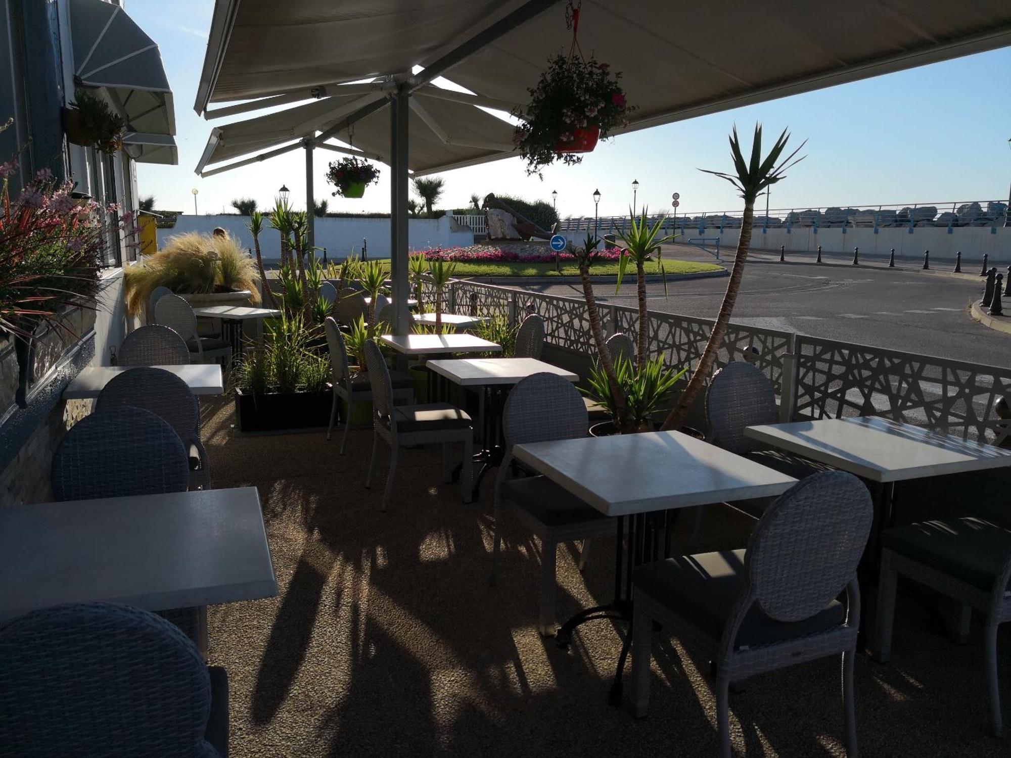 Hotel Le Dauphin Bleu Saintes-Maries-de-La-Mer