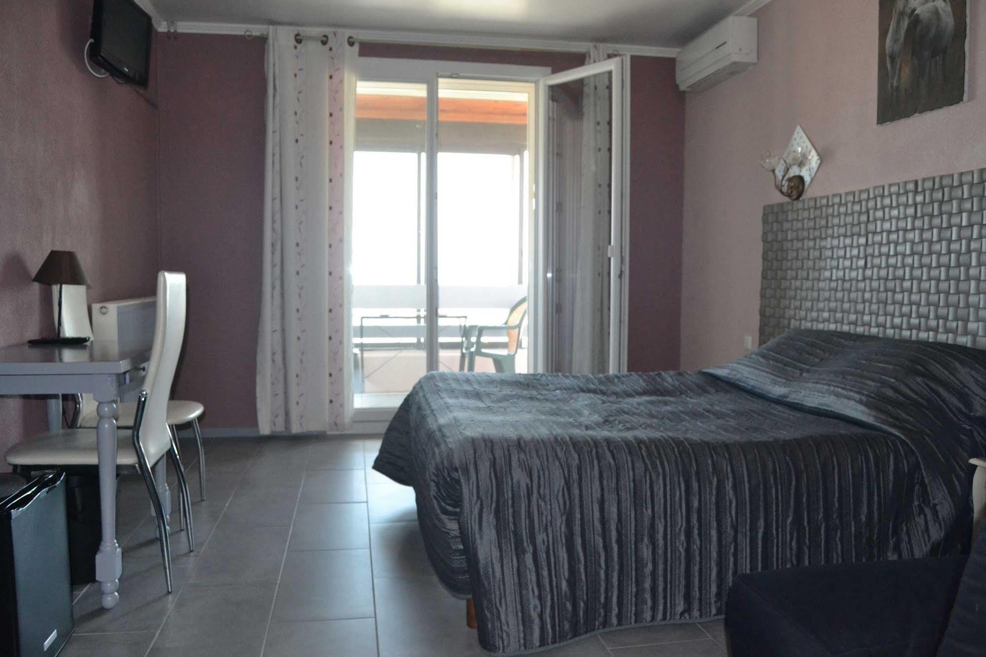 Hotel Le Dauphin Bleu